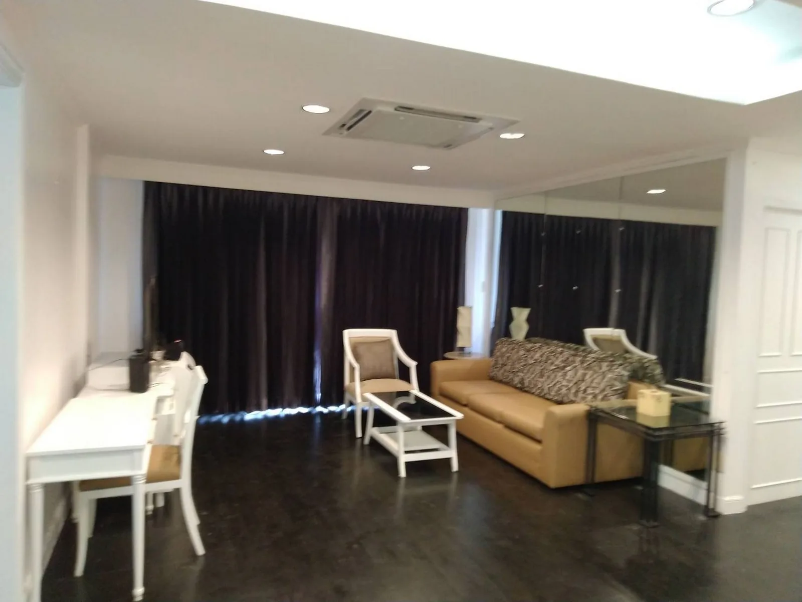 Acadamia Grand Tower — photo 2