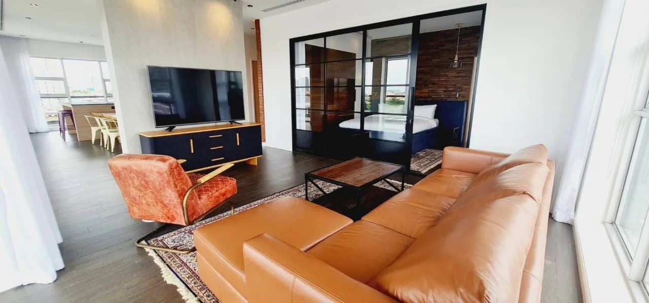 Penthouse Condominium 3 — photo 1