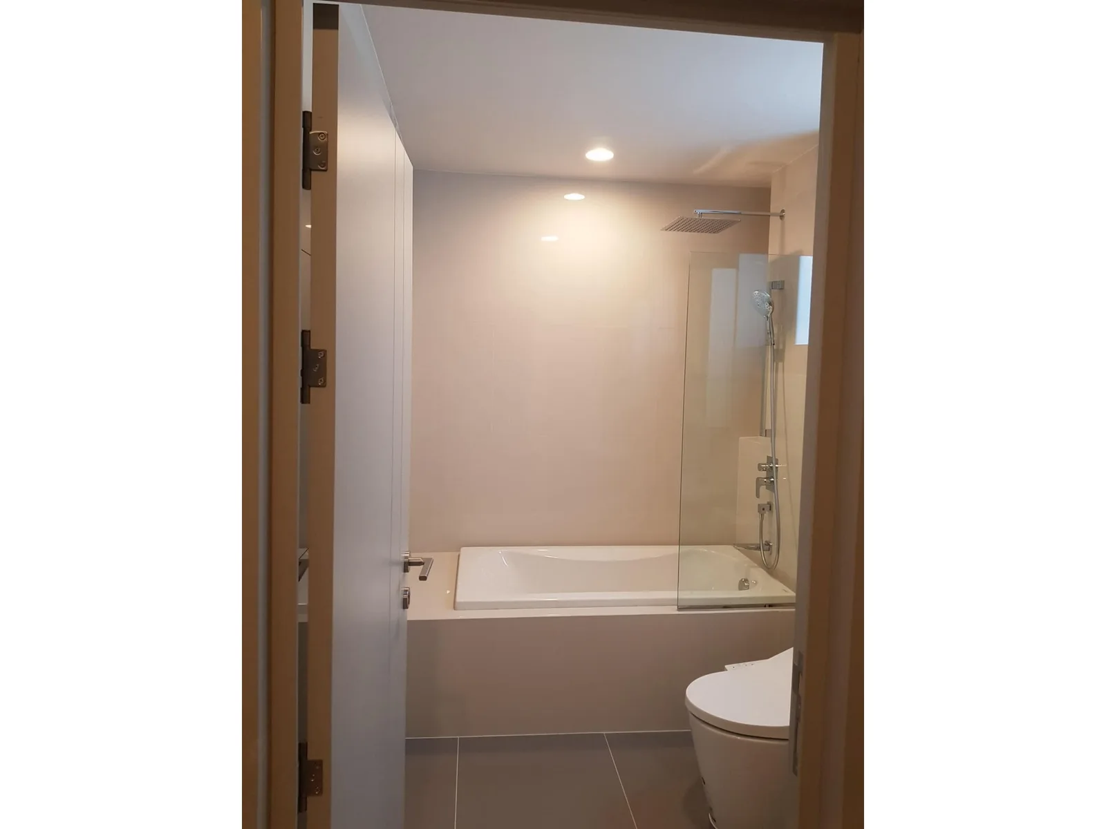 OKA HAUS Sukhumvit 36 — photo 9