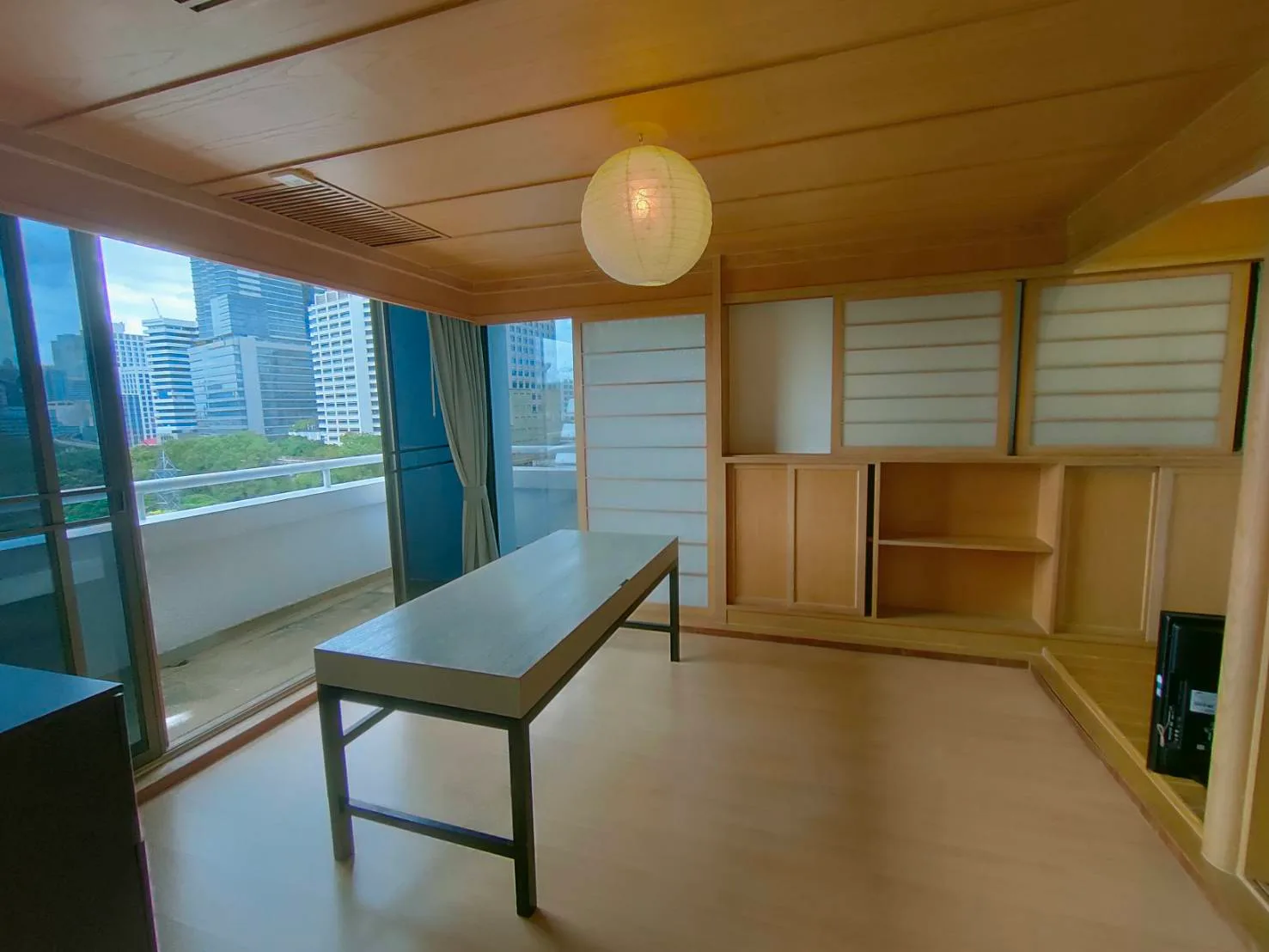 Park View Mansion — photo 2