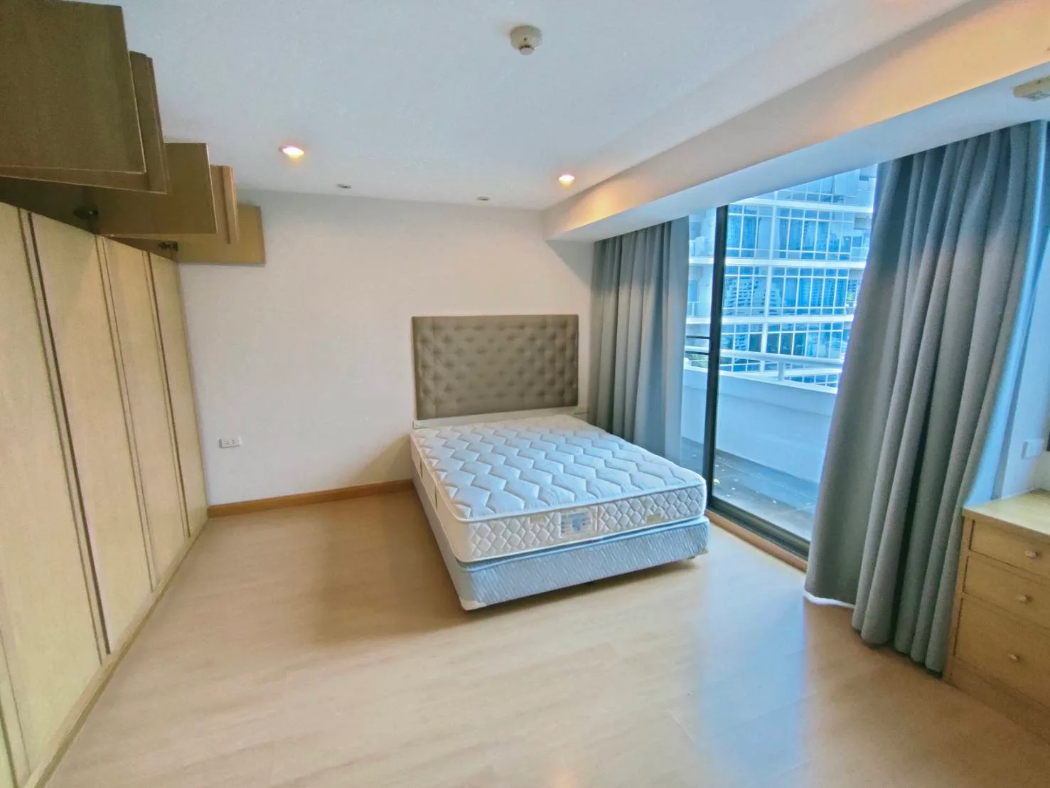 Park View Mansion — photo 9