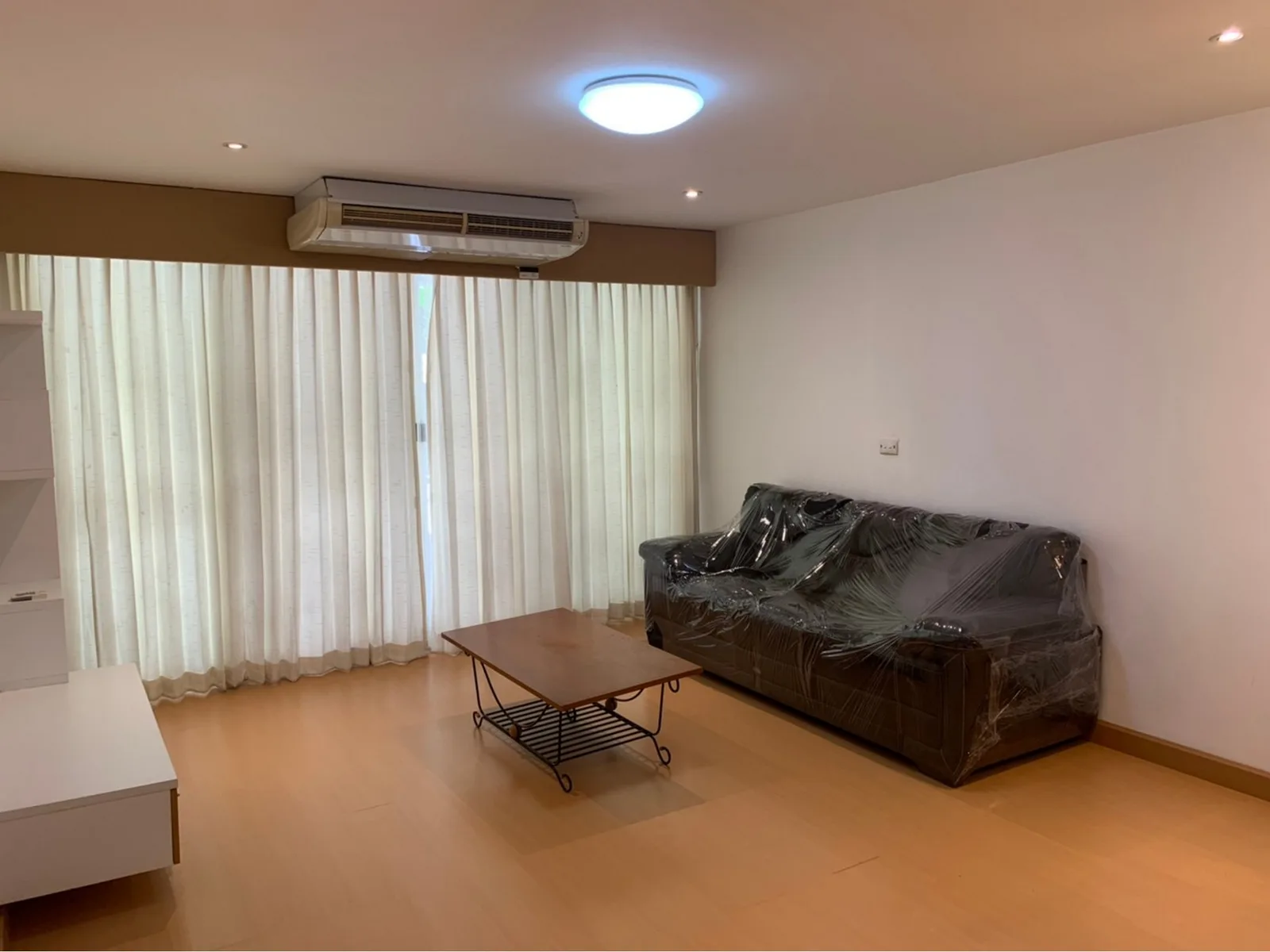 Raintree Villa — photo 1