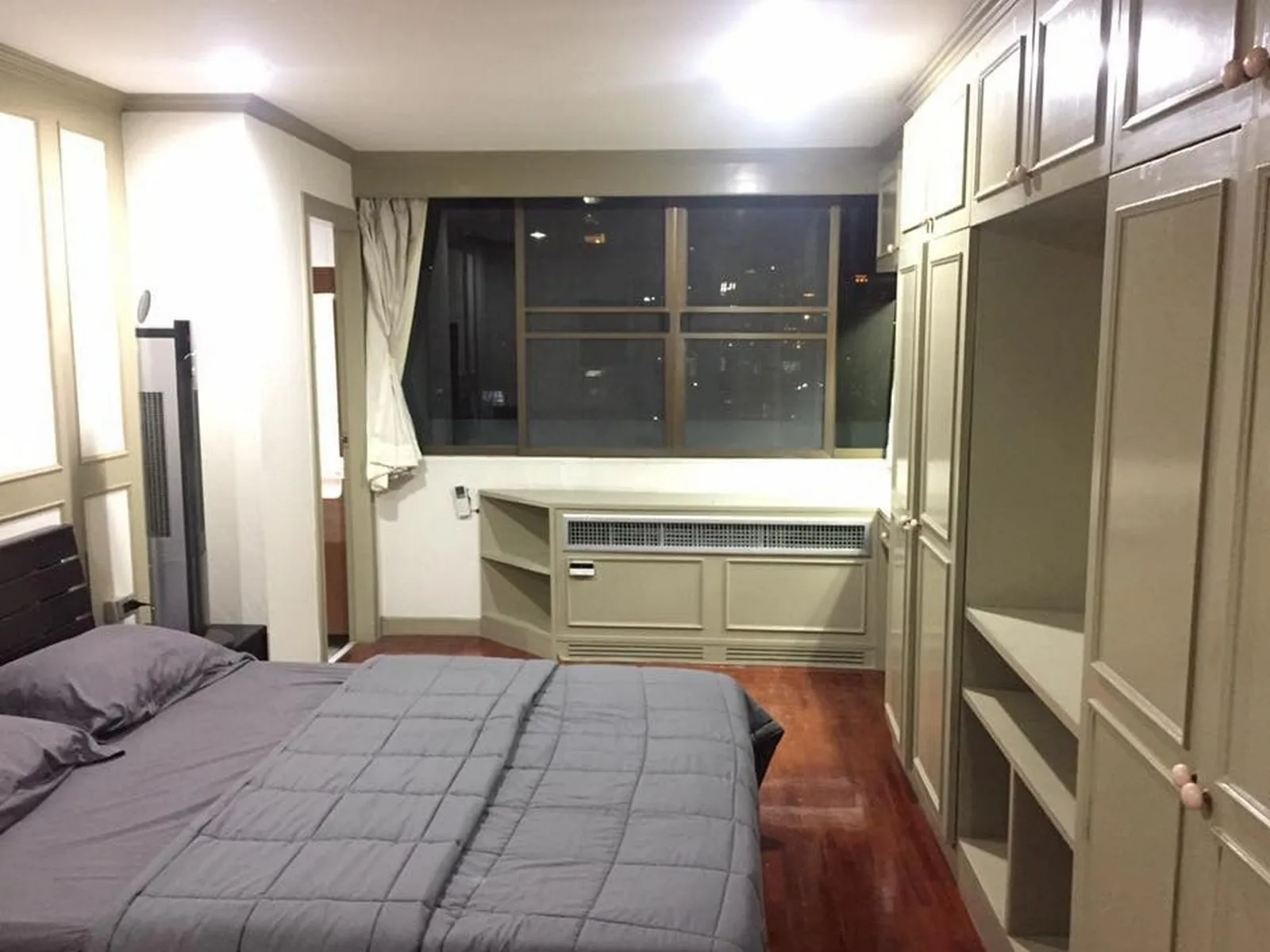 Empire House — photo 6