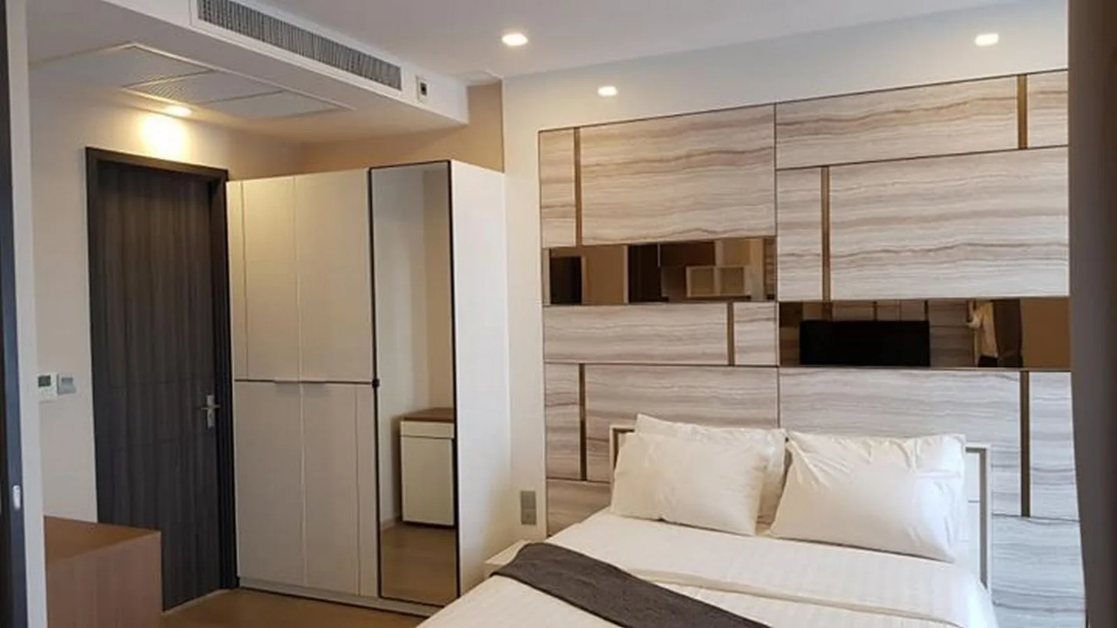 Ashton Asoke — photo 1
