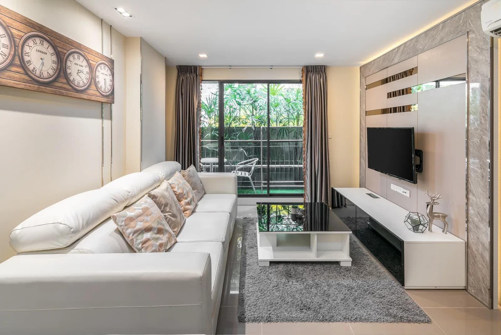 Mirage Sukhumvit 27 — photo 1