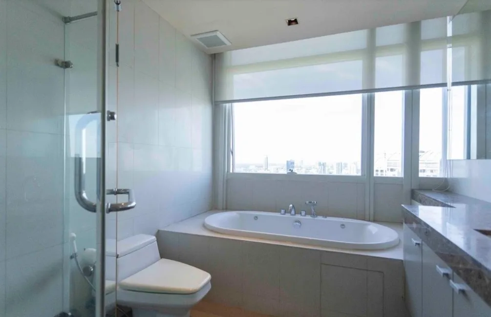Athenee Residence — photo 9
