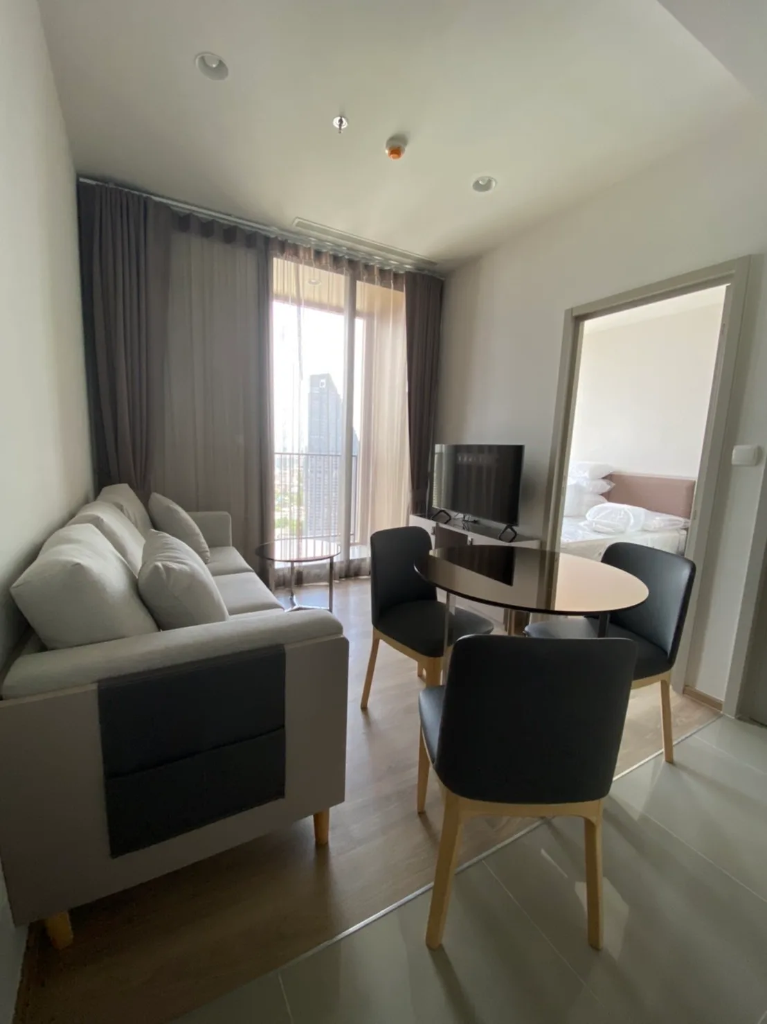 OKA HAUS Sukhumvit 36 — photo 1