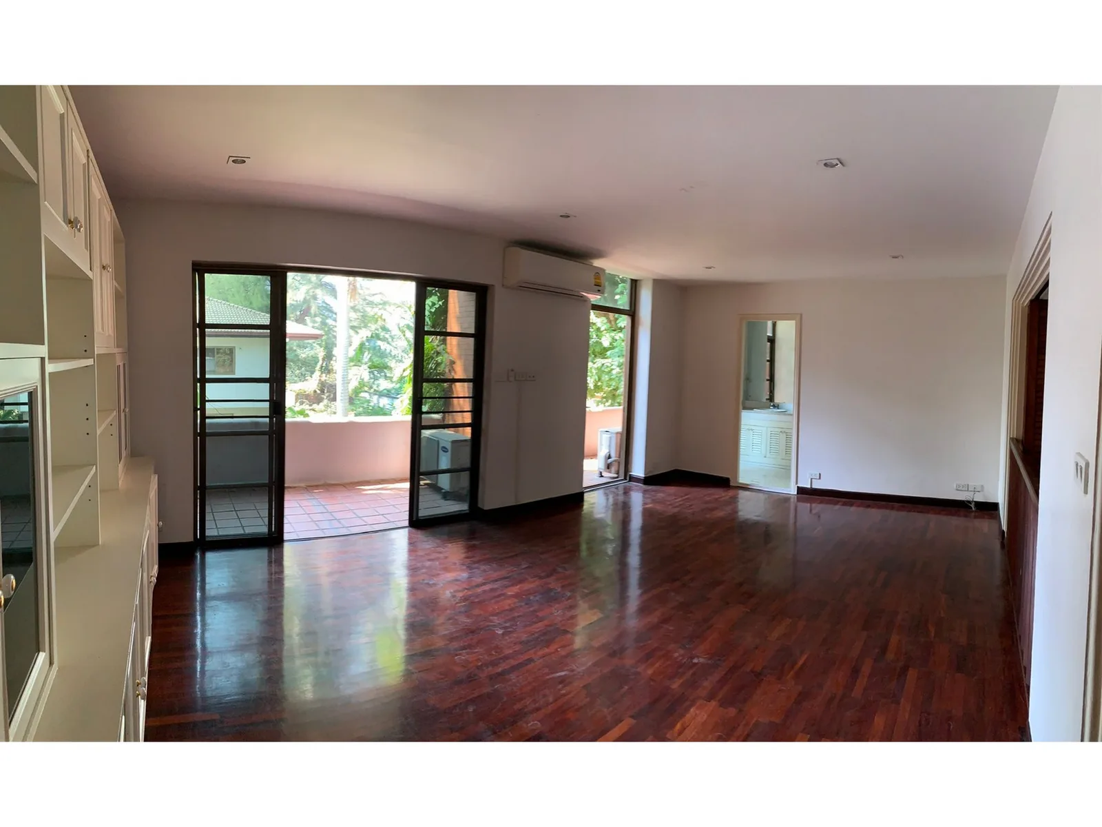 Single House Soi Ruamrudee — photo 5