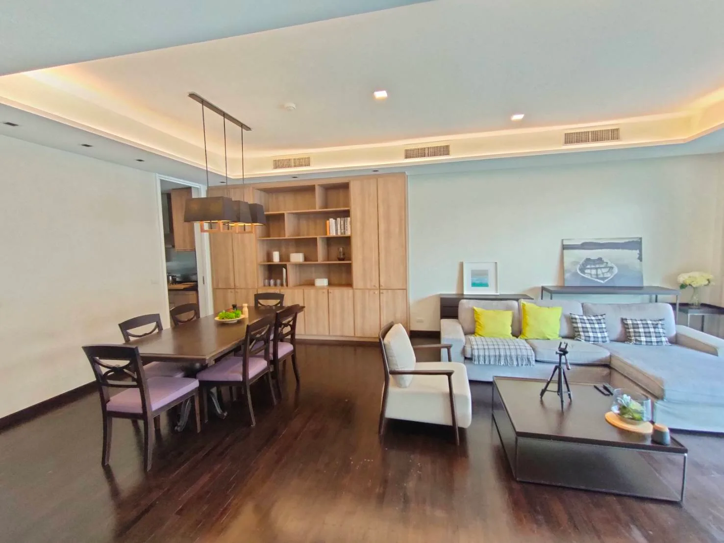 Monet House Apartment — photo 8