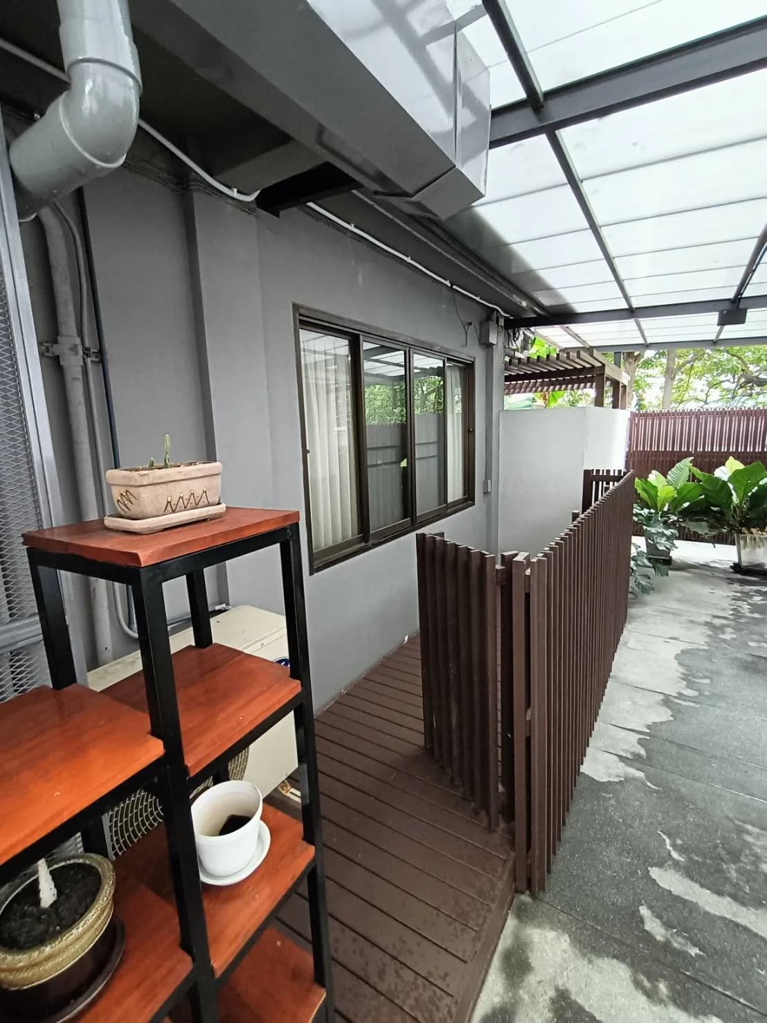 Monet House Apartment — photo 12