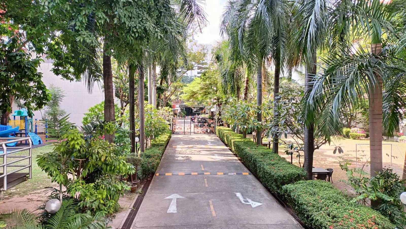 Phirom Garden Residence — photo 17