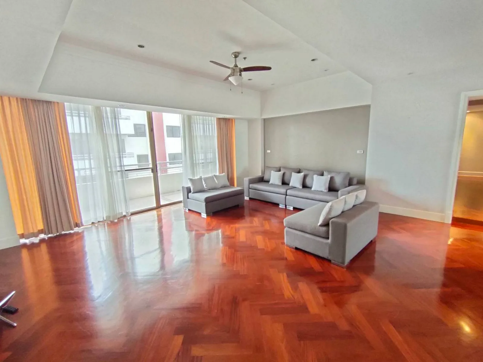 Phirom Garden Residence — photo 1