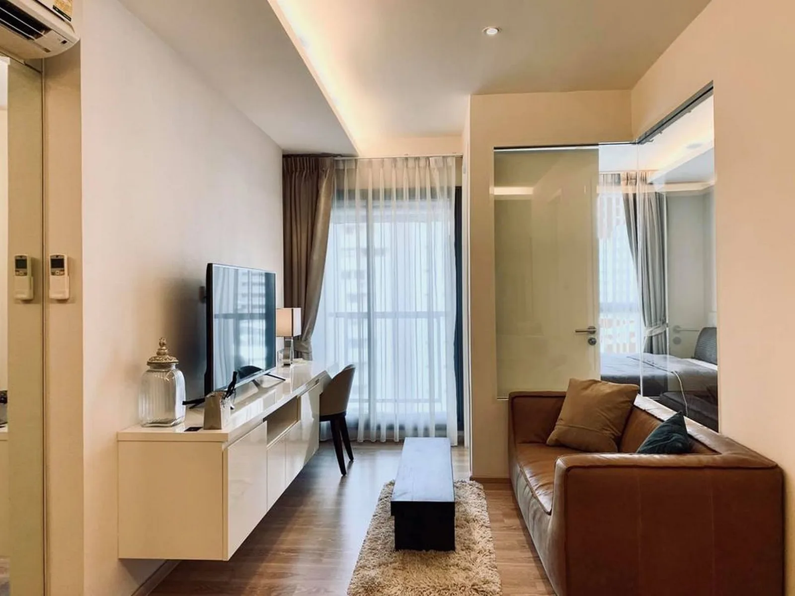 H Sukhumvit 43 — photo 1
