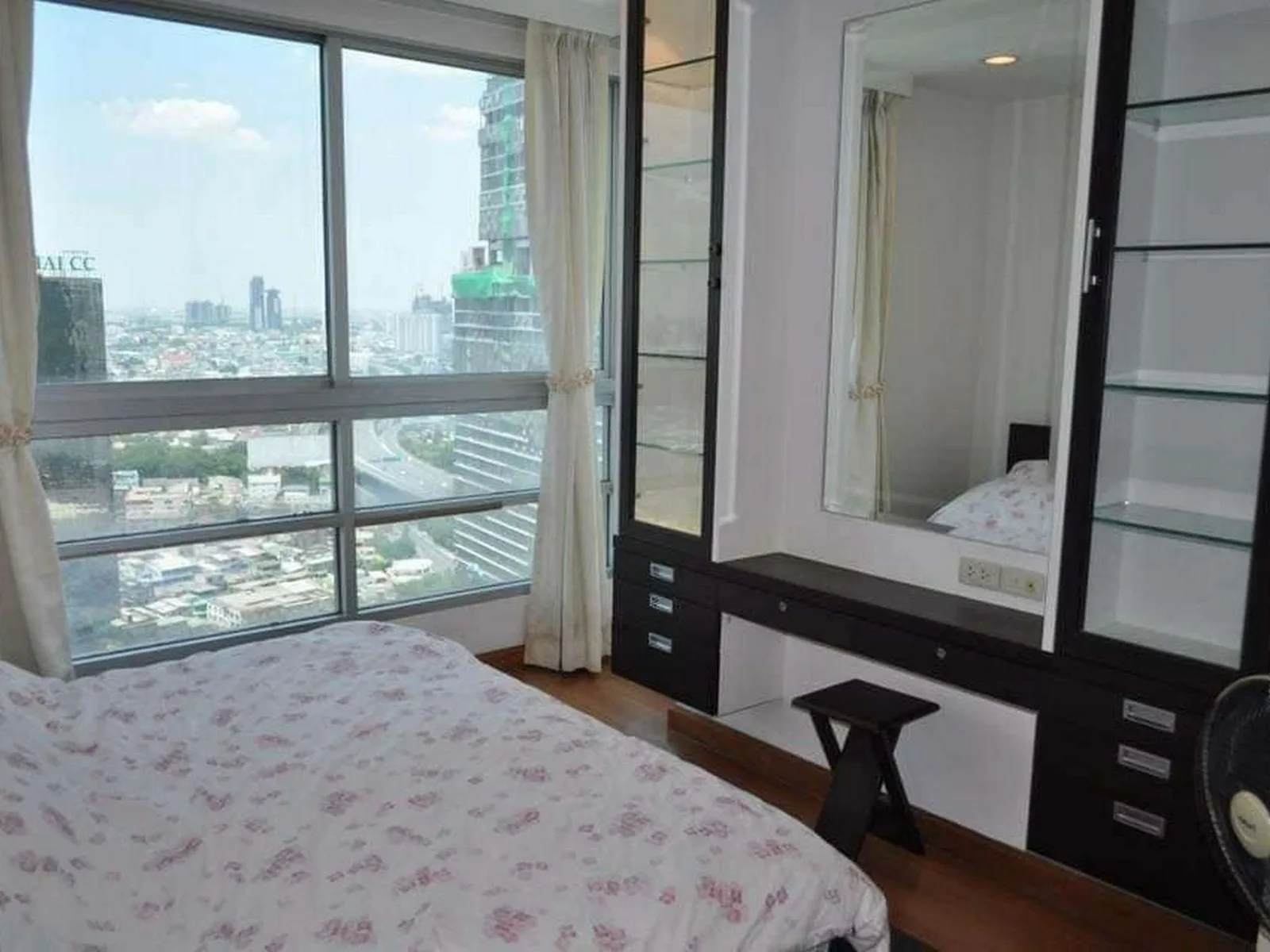 Sathorn House — photo 1