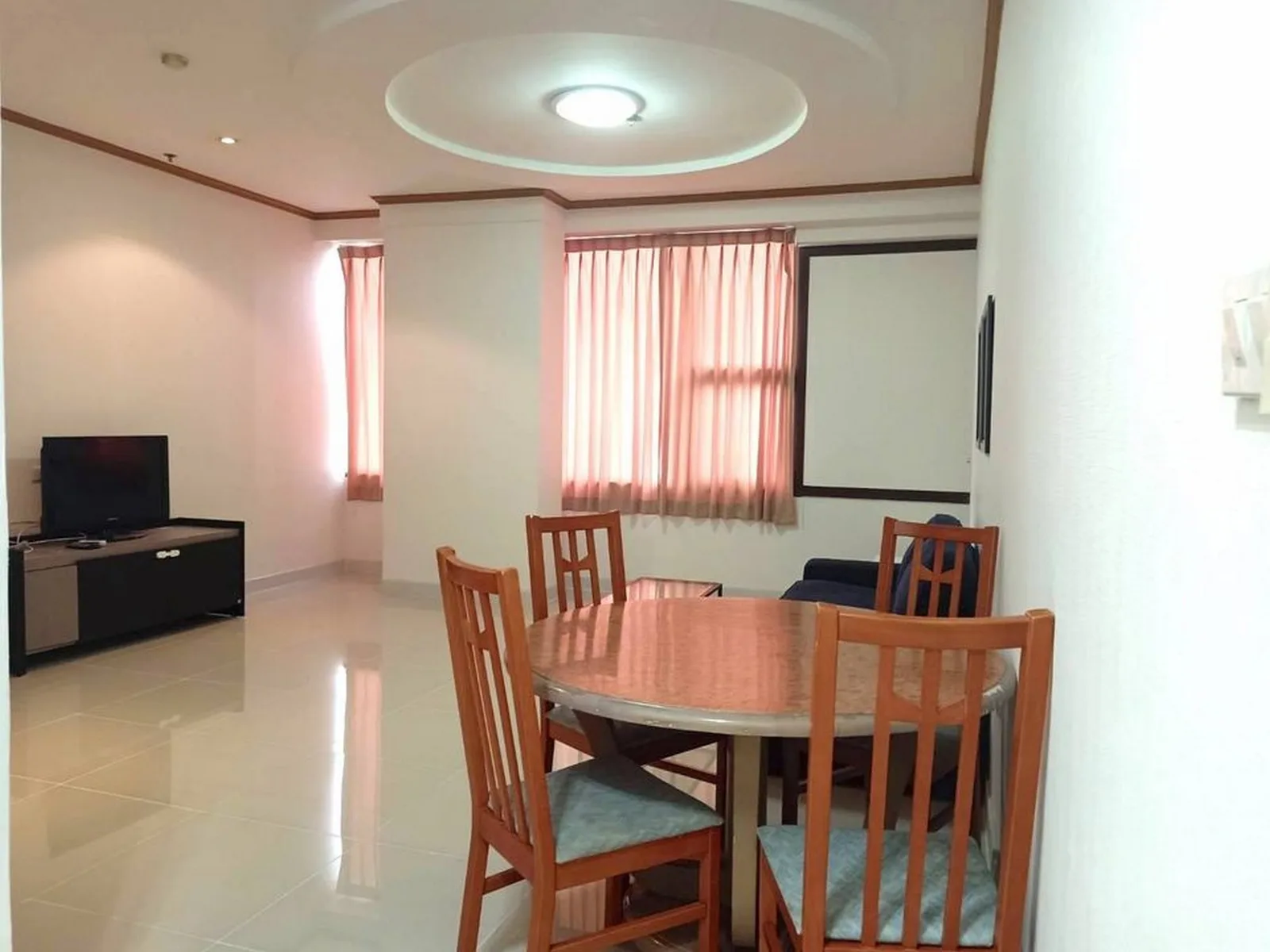 The Waterford Park Sukhumvit 53 — photo 2