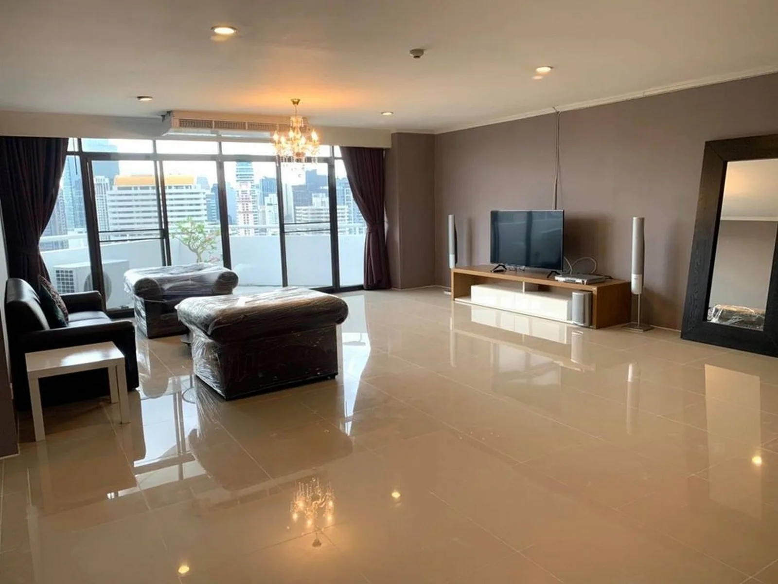 The Waterford Park Sukhumvit 53 — photo 1