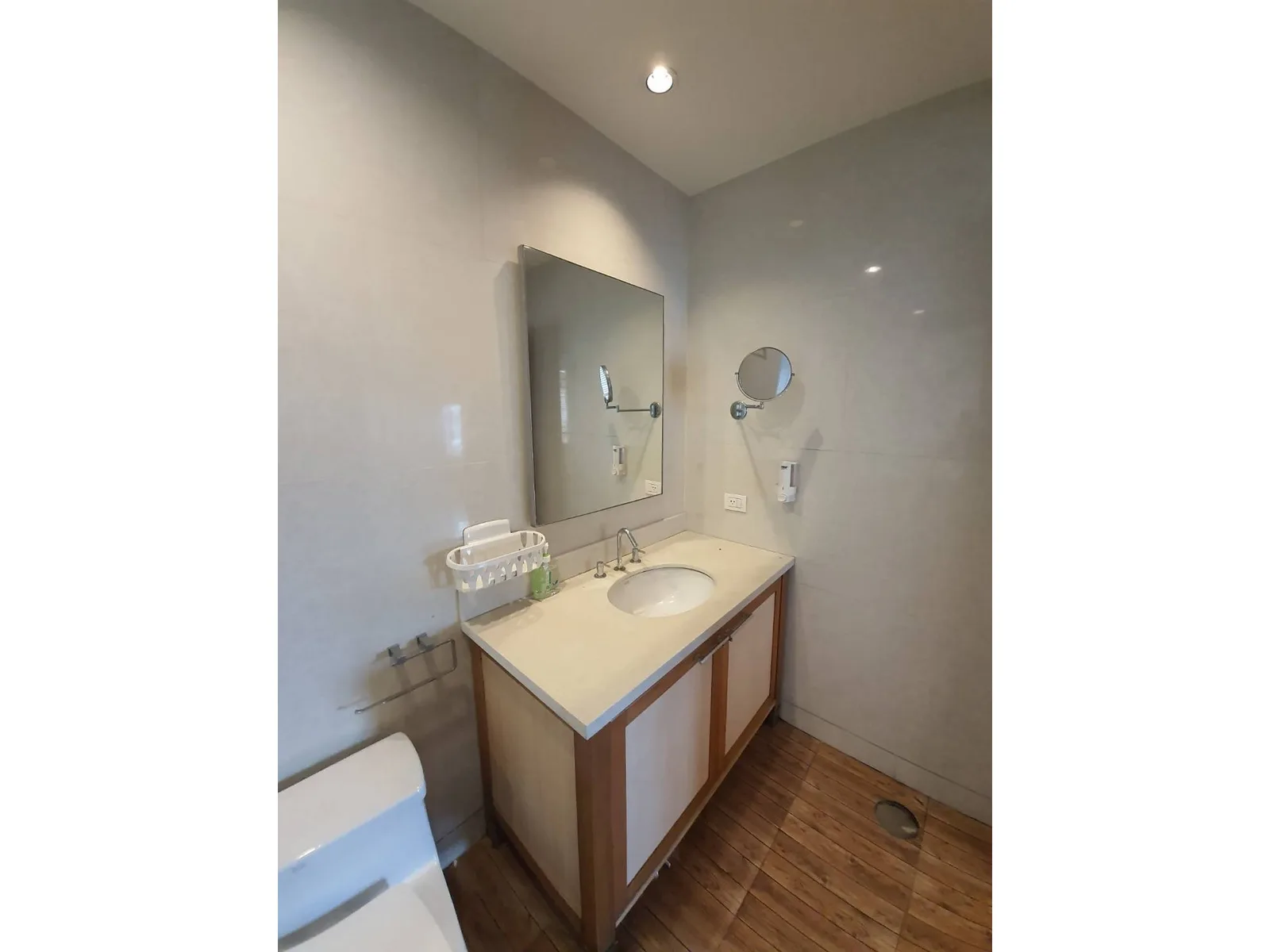 The Emporio Place — photo 6