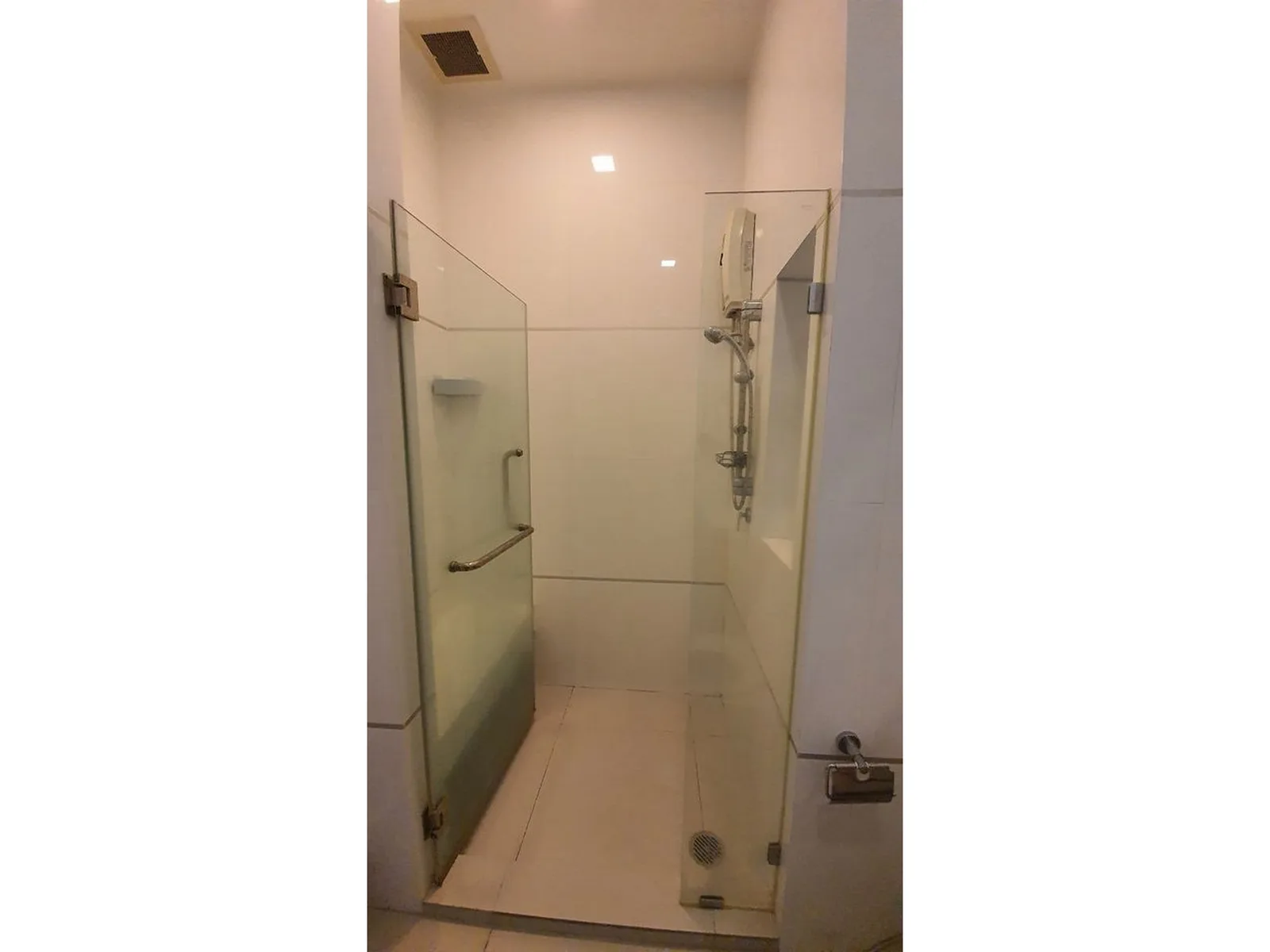 Thru Thonglor — photo 9