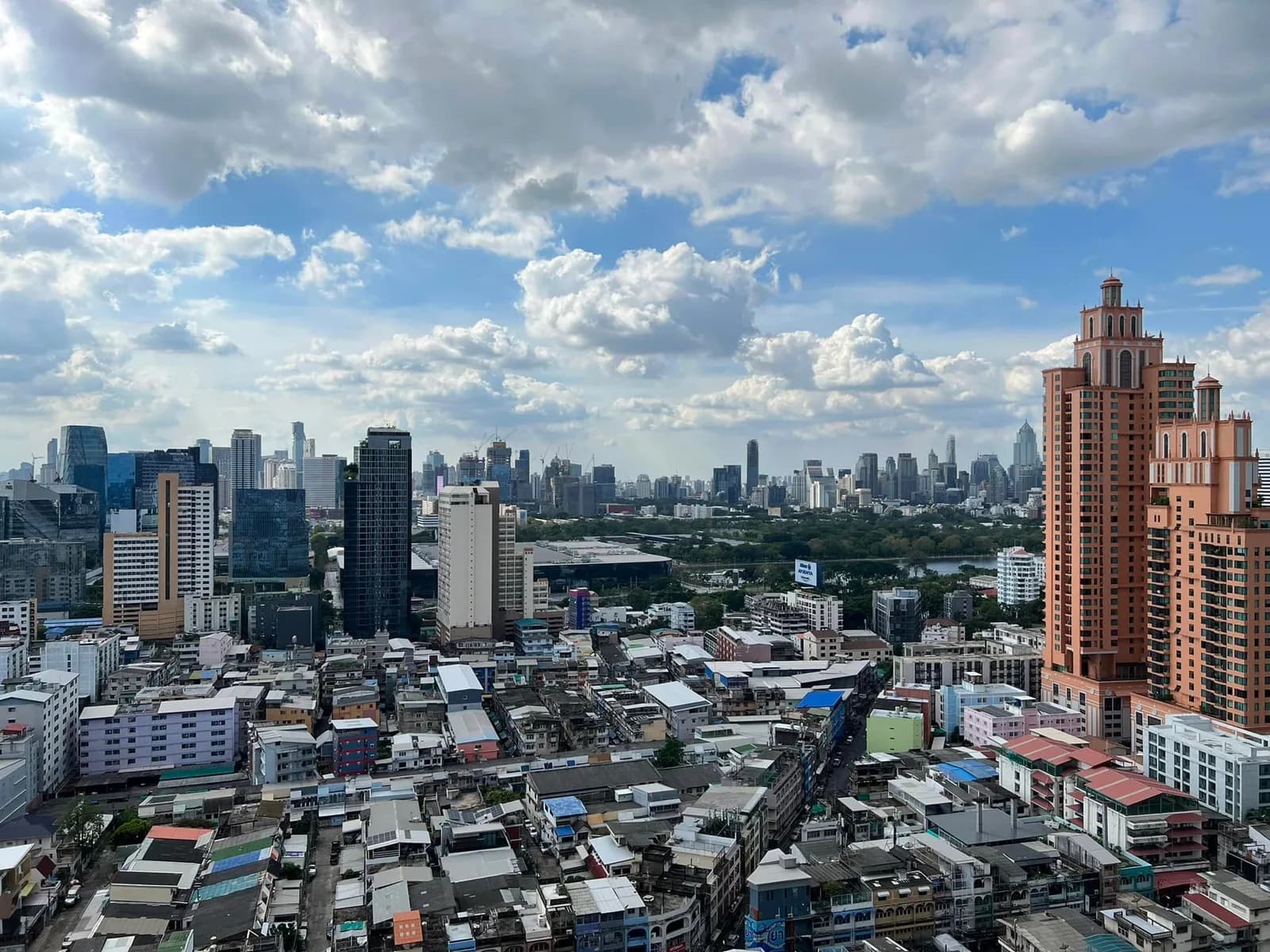 The Lumpini 24 — photo 2