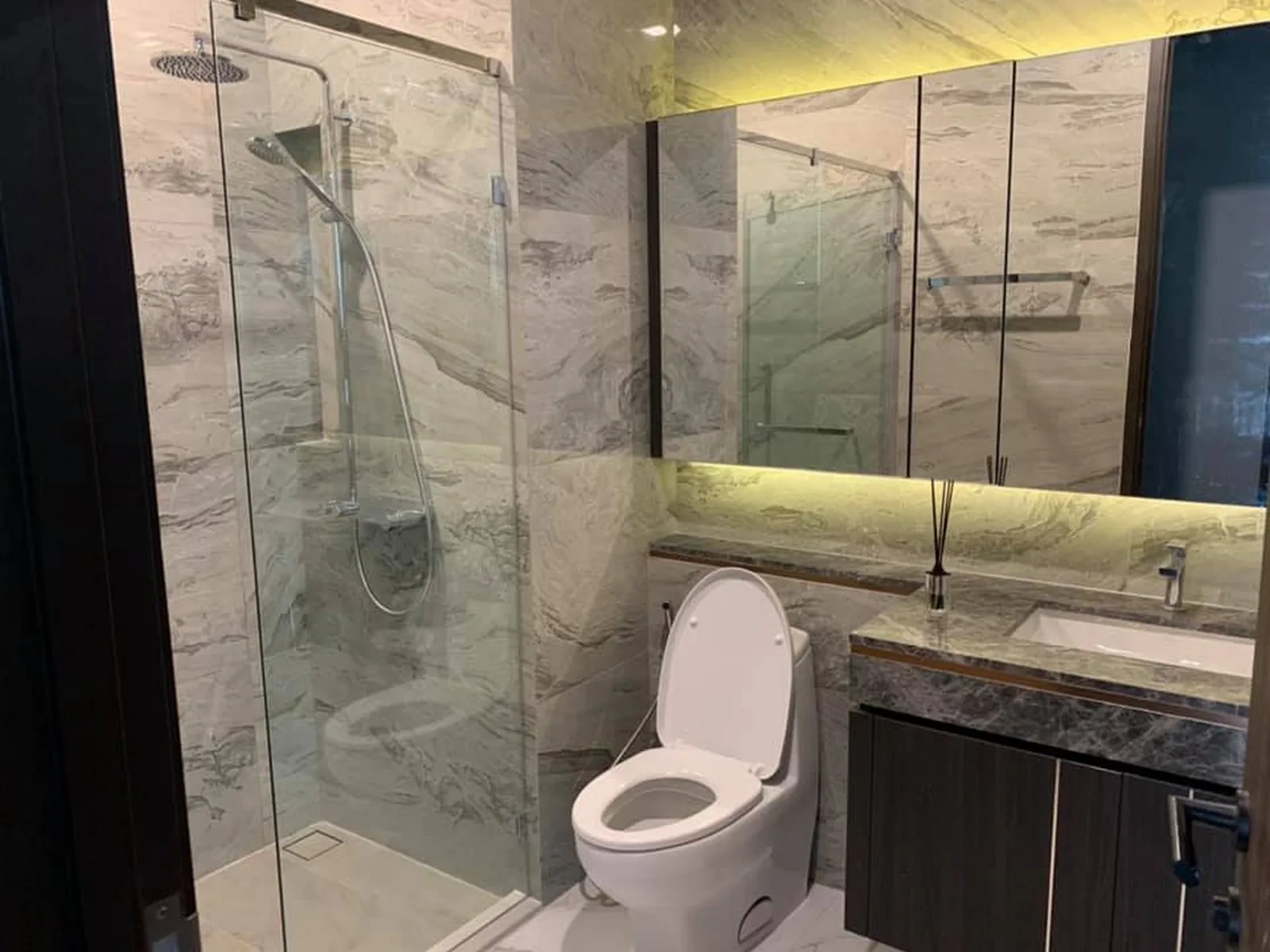 Laviq Sukhumvit 57 — photo 12