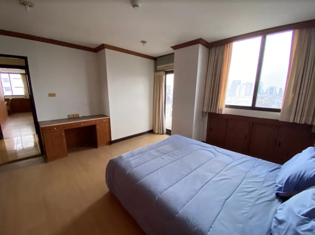 Supalai Place — photo 10