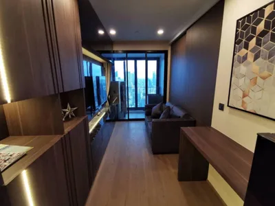 Ashton Chula - Silom
