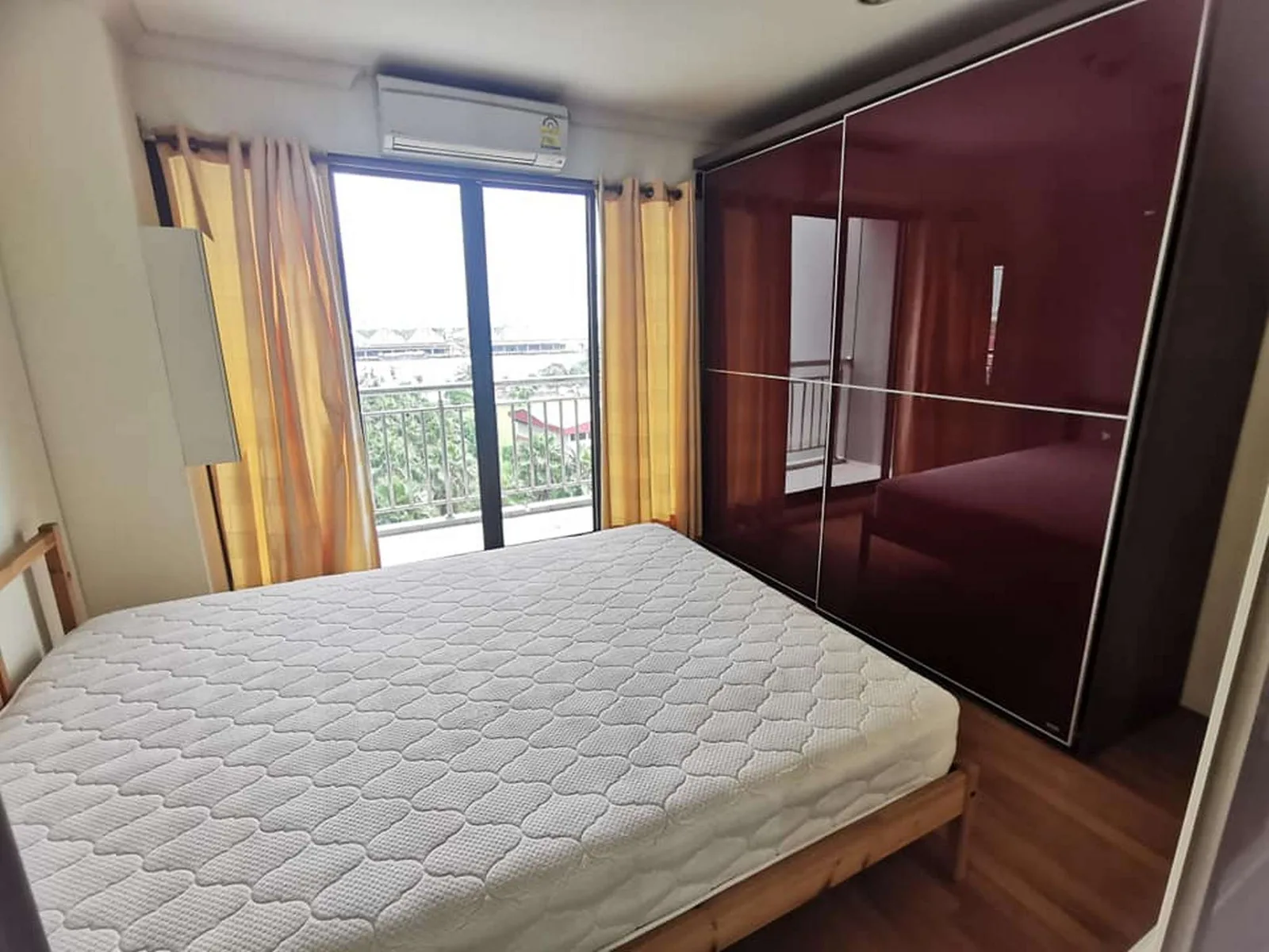 Lumpini Place Narathiwas - Chaopraya — photo 1