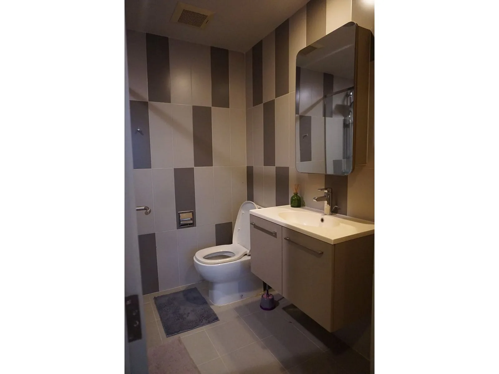 Onyx Phaholyothin — photo 10