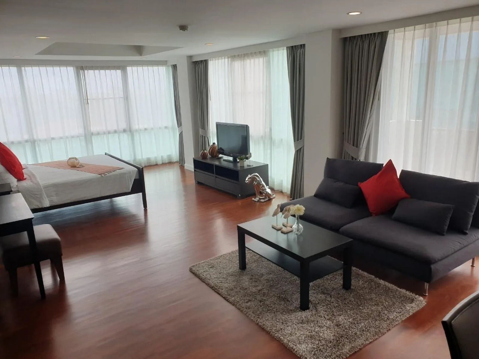 Sathorn Gallery Residences — photo 7