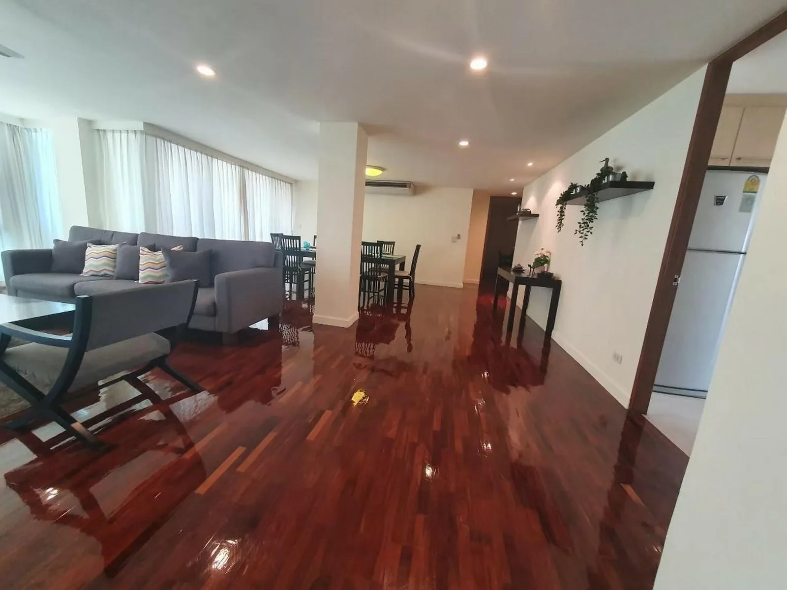 Sathorn Gallery Residences — photo 2