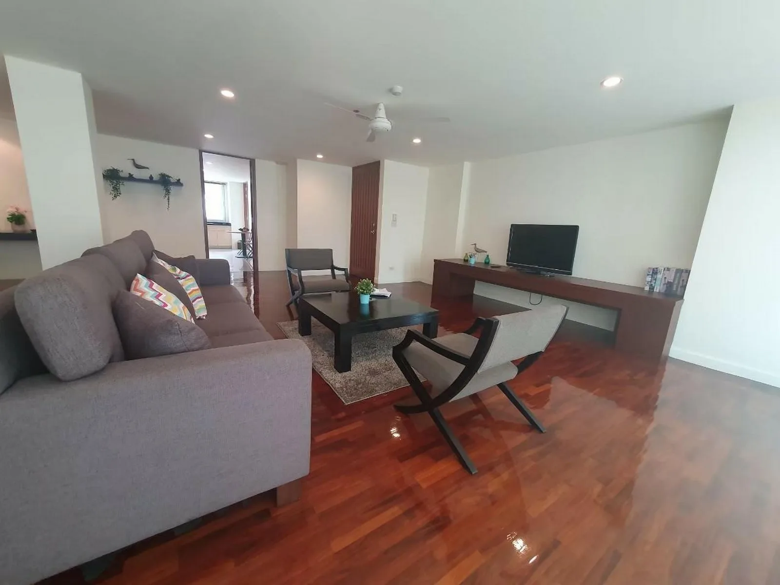 Sathorn Gallery Residences — photo 3