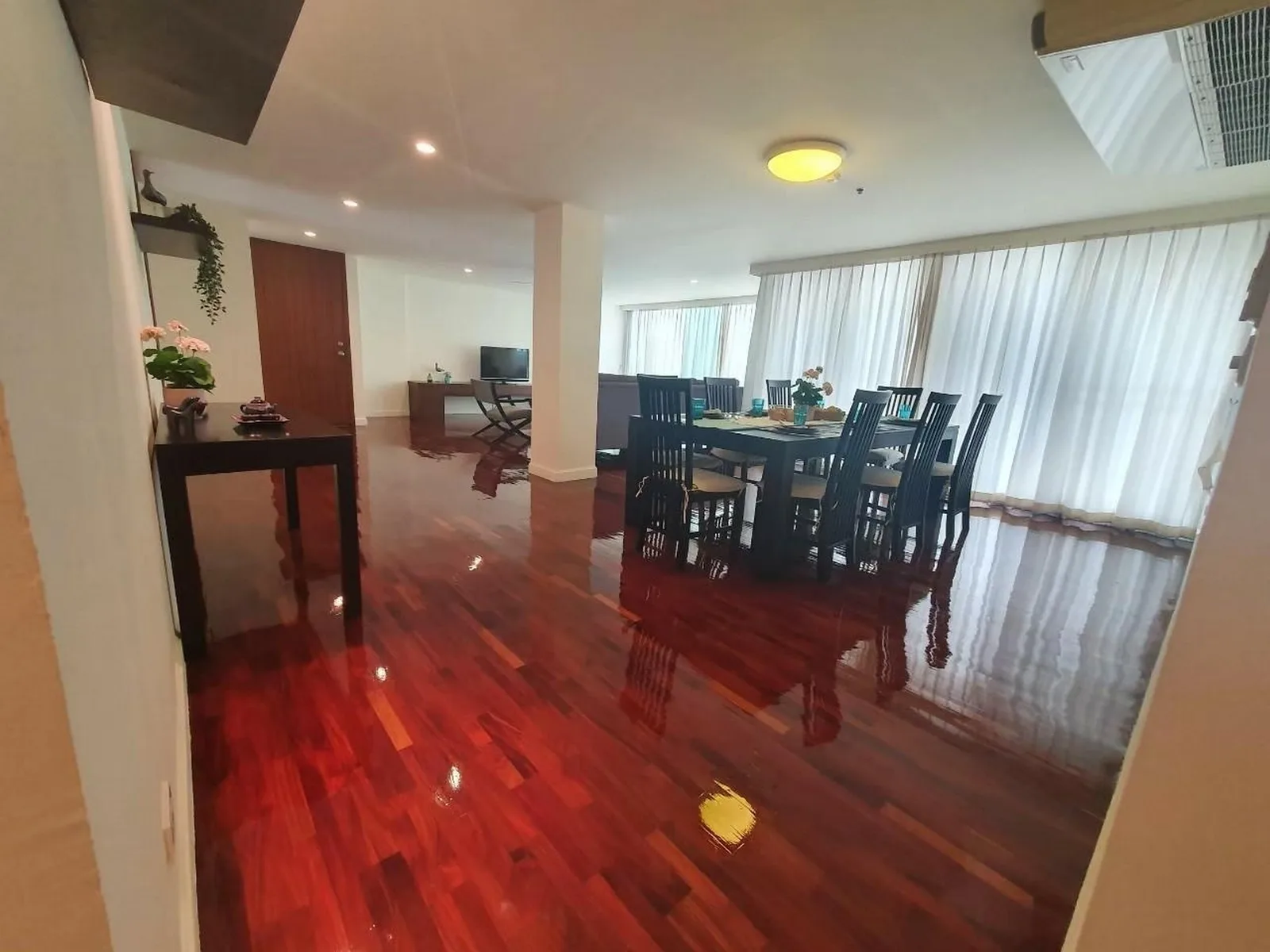 Sathorn Gallery Residences — photo 4