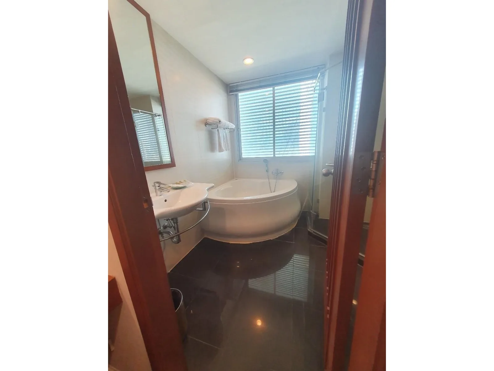 Sathorn Gallery Residences — photo 11