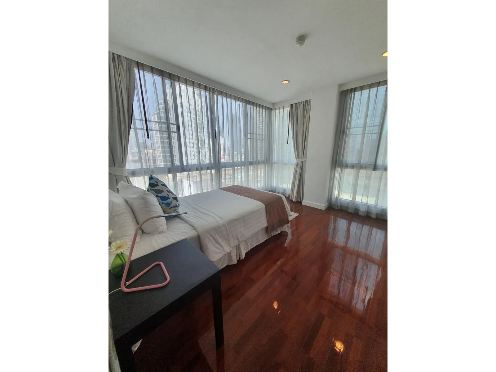 Sathorn Gallery Residences — photo 8