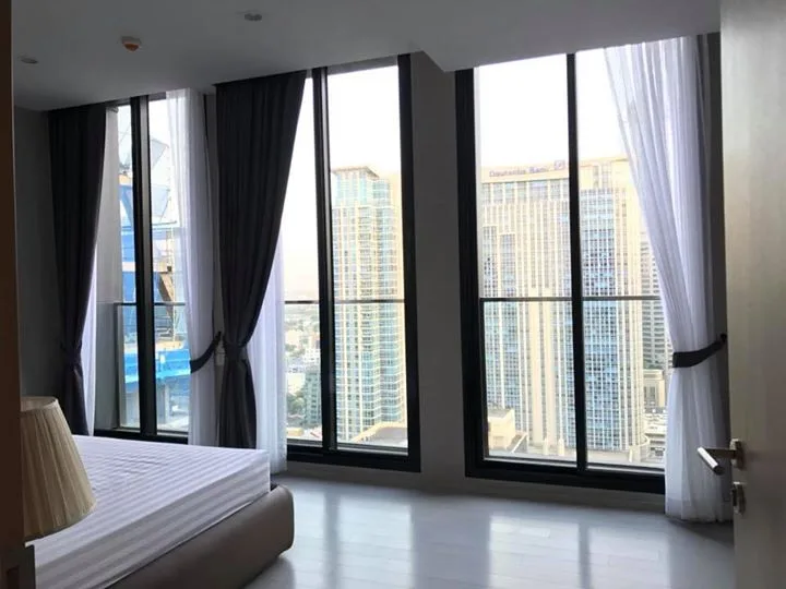Noble Ploenchit — photo 25