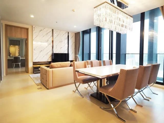 Noble Ploenchit — photo 7