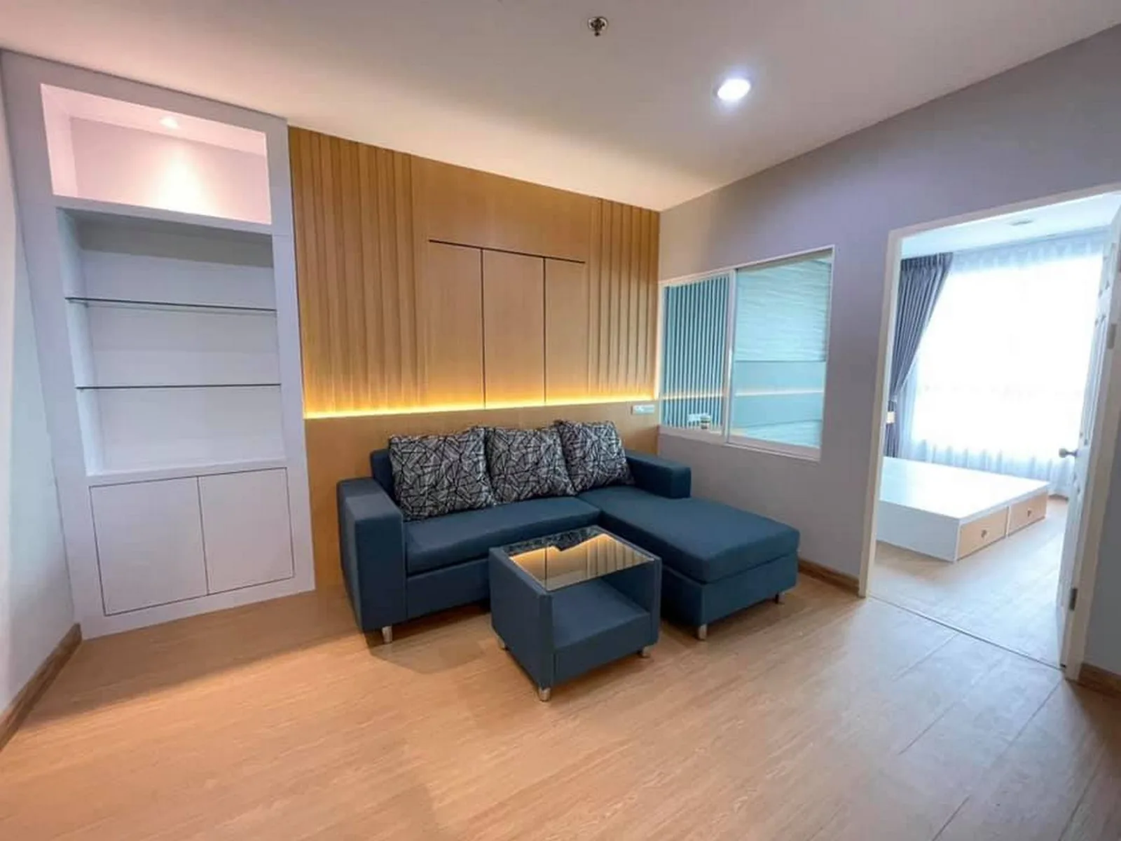 Life @ Phahon - Ari — photo 1