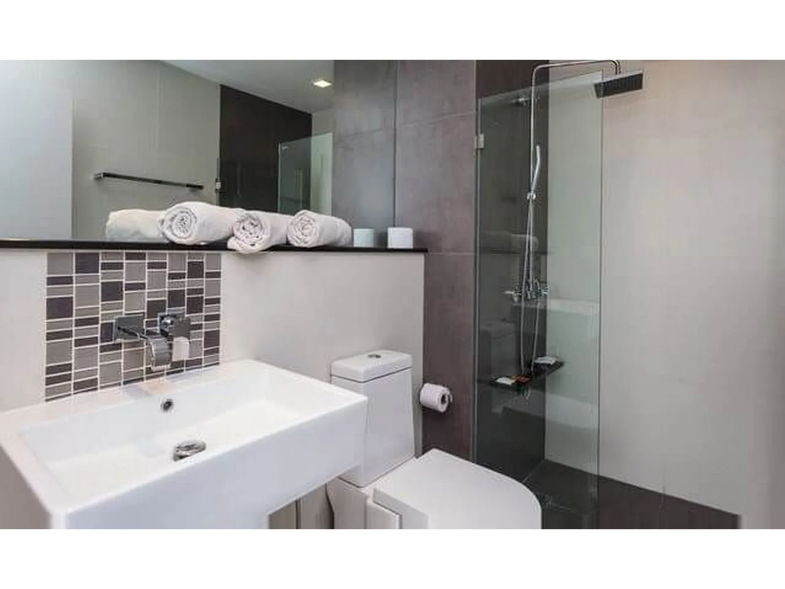 Urbano Absolute Sathon - Taksin — photo 12