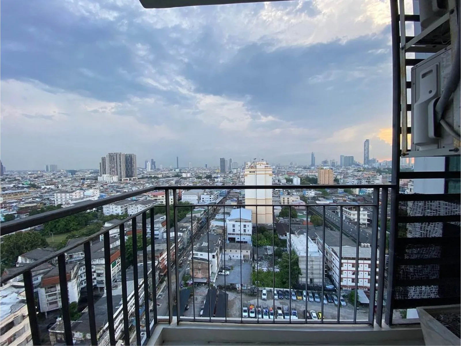 Bangkok Horizon Sathorn — photo 11