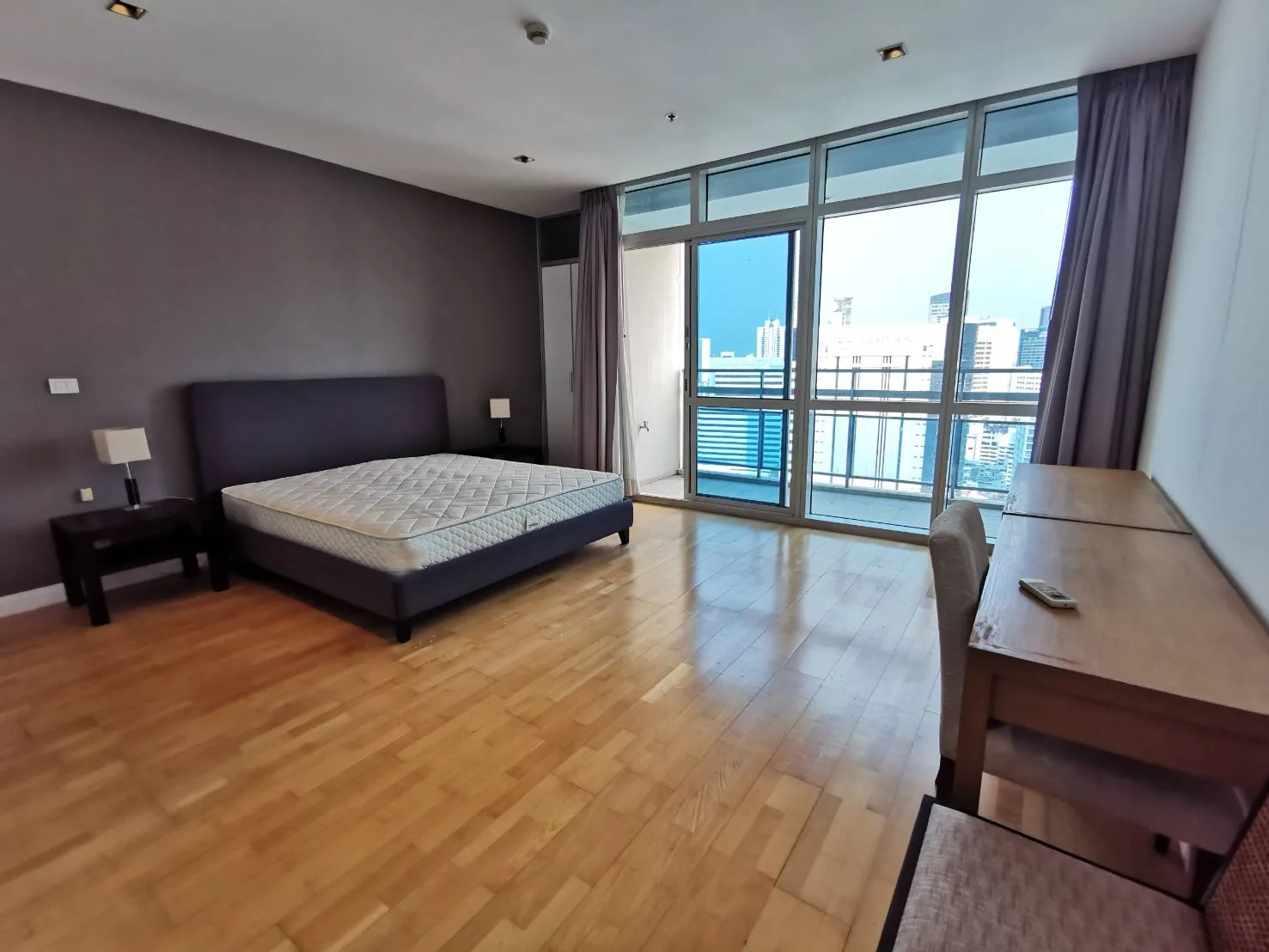 Athenee Residence — photo 2