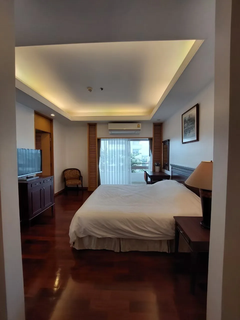 Esmeralda Apartments — photo 10