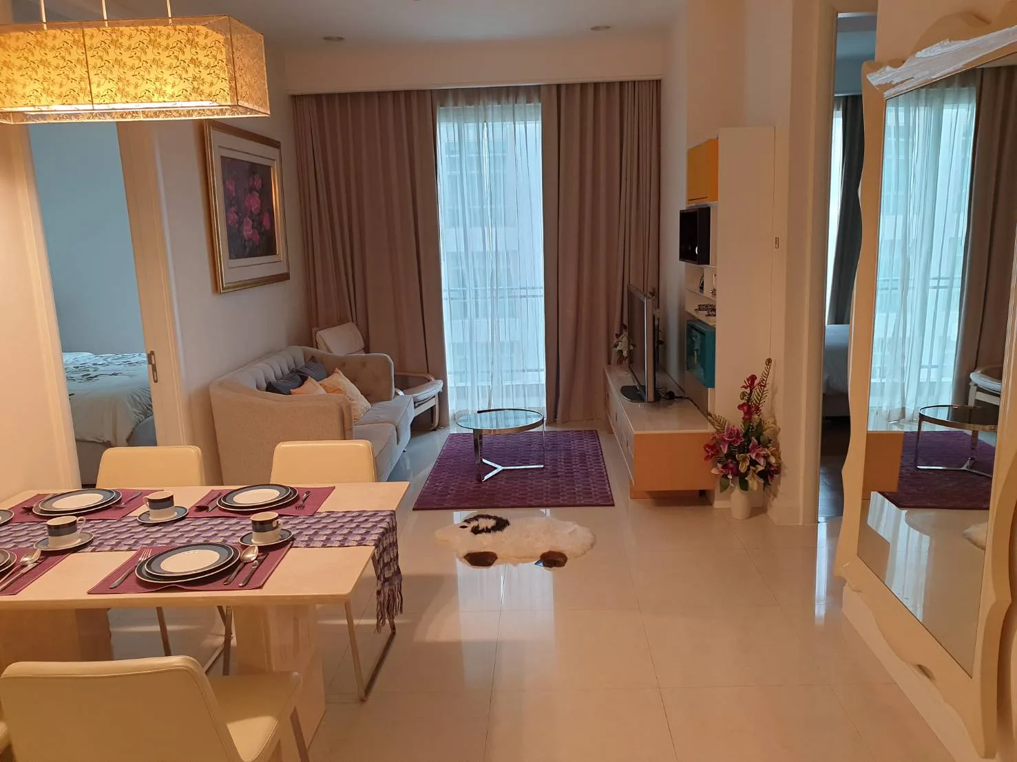 Q Langsuan — photo 1