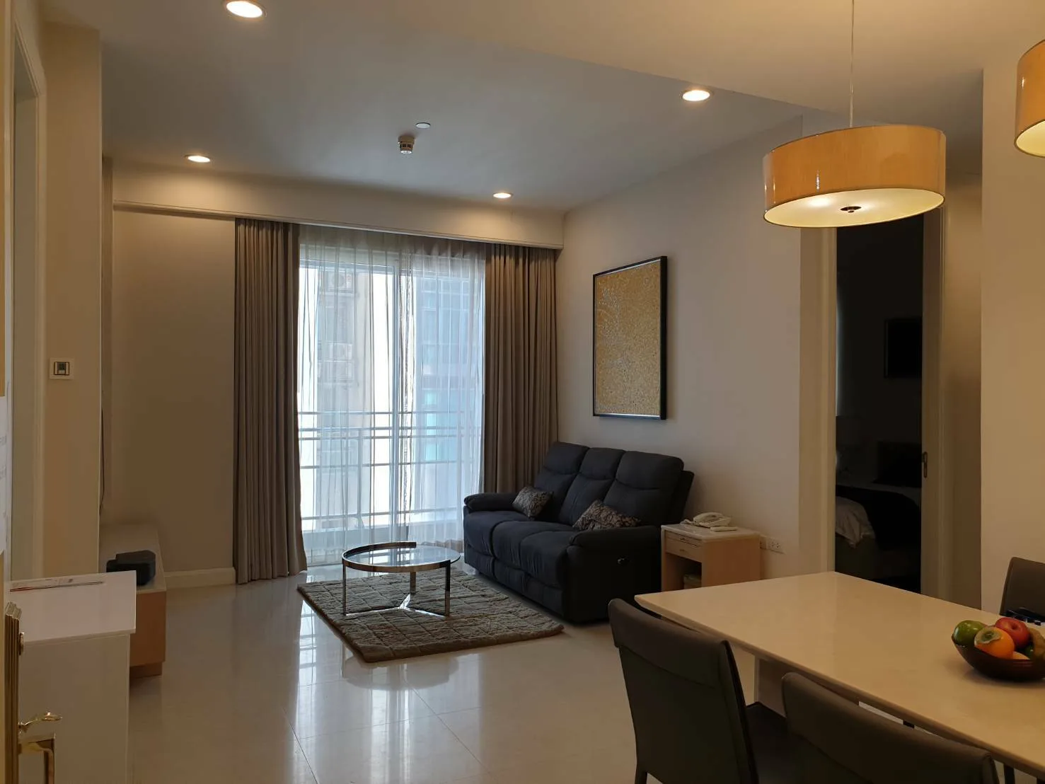 Q Langsuan — photo 1