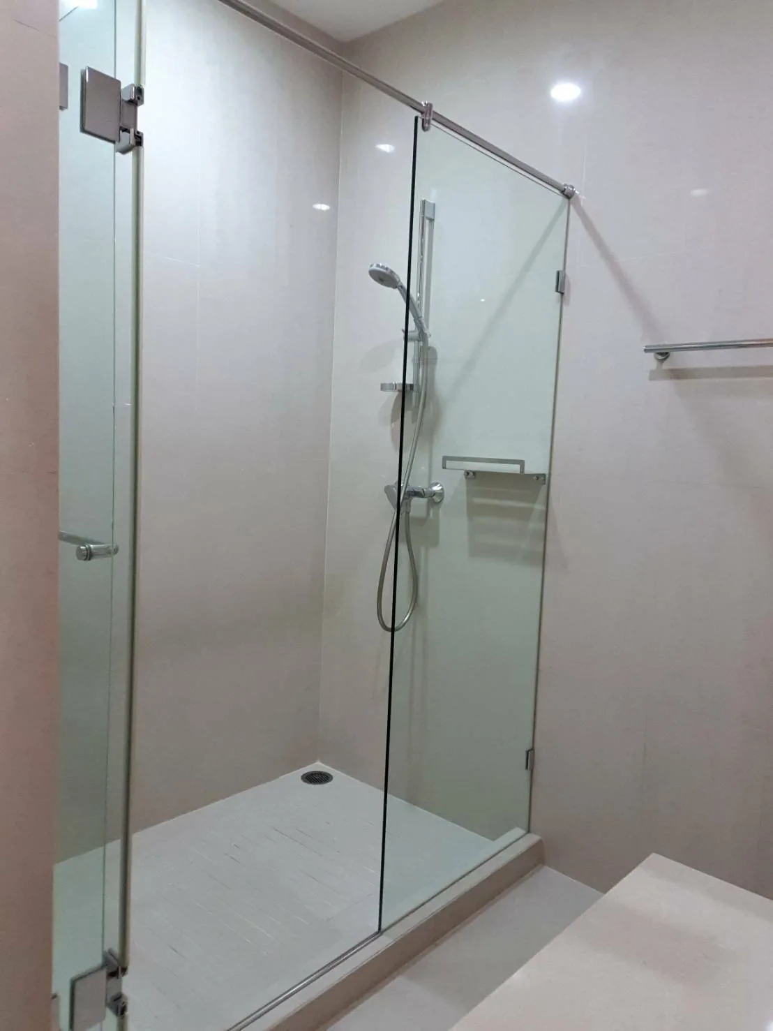Q Langsuan — photo 11