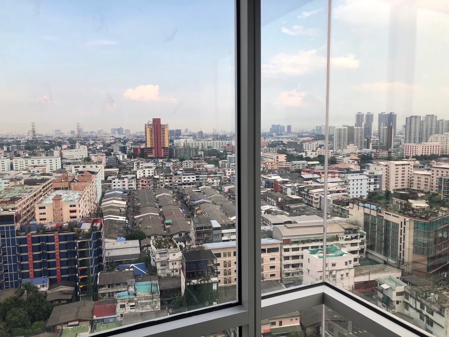 XT Huaikhwang — photo 9