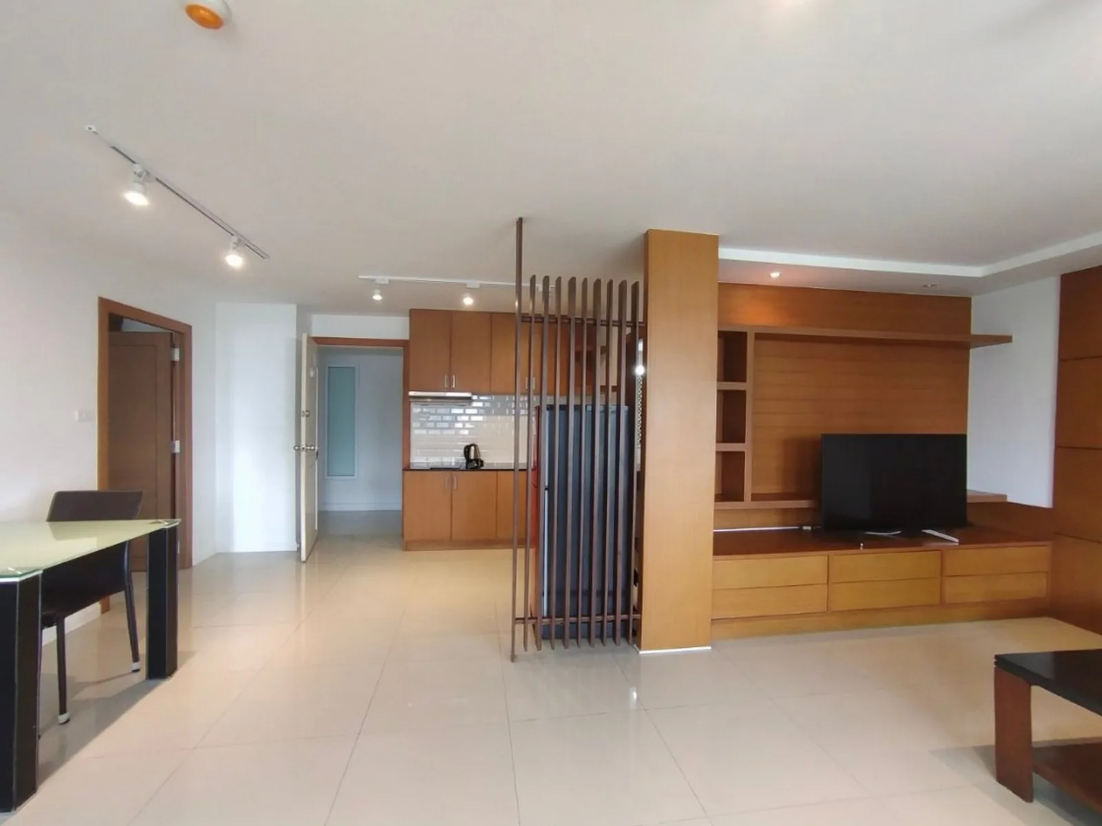 38 Mansion — photo 4