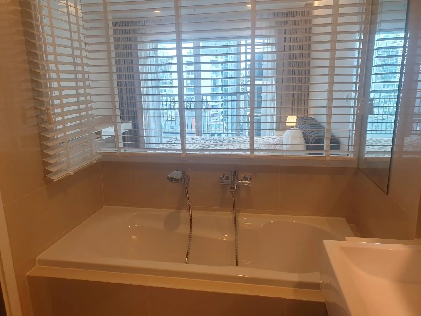 15 Sukhumvit Residences — photo 13