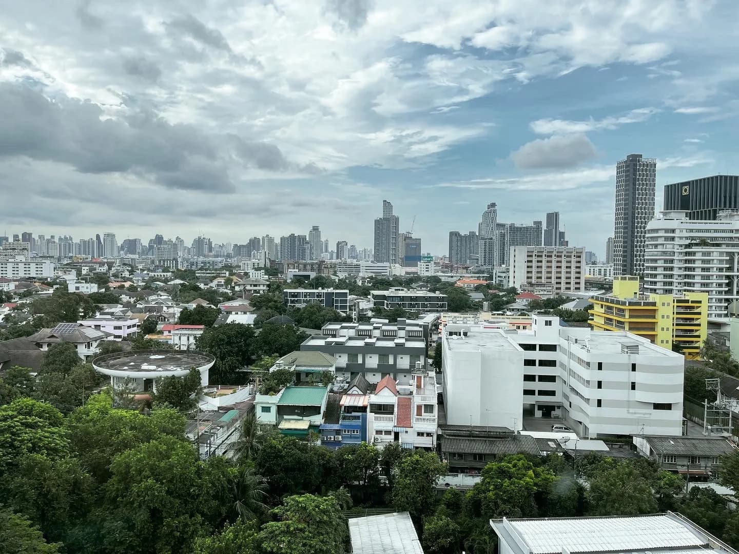 Life Sukhumvit 62 — photo 1