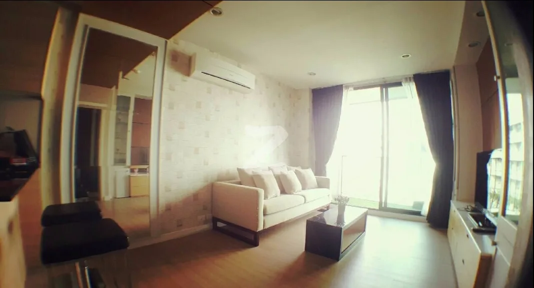 D 25 Thonglor — photo 3