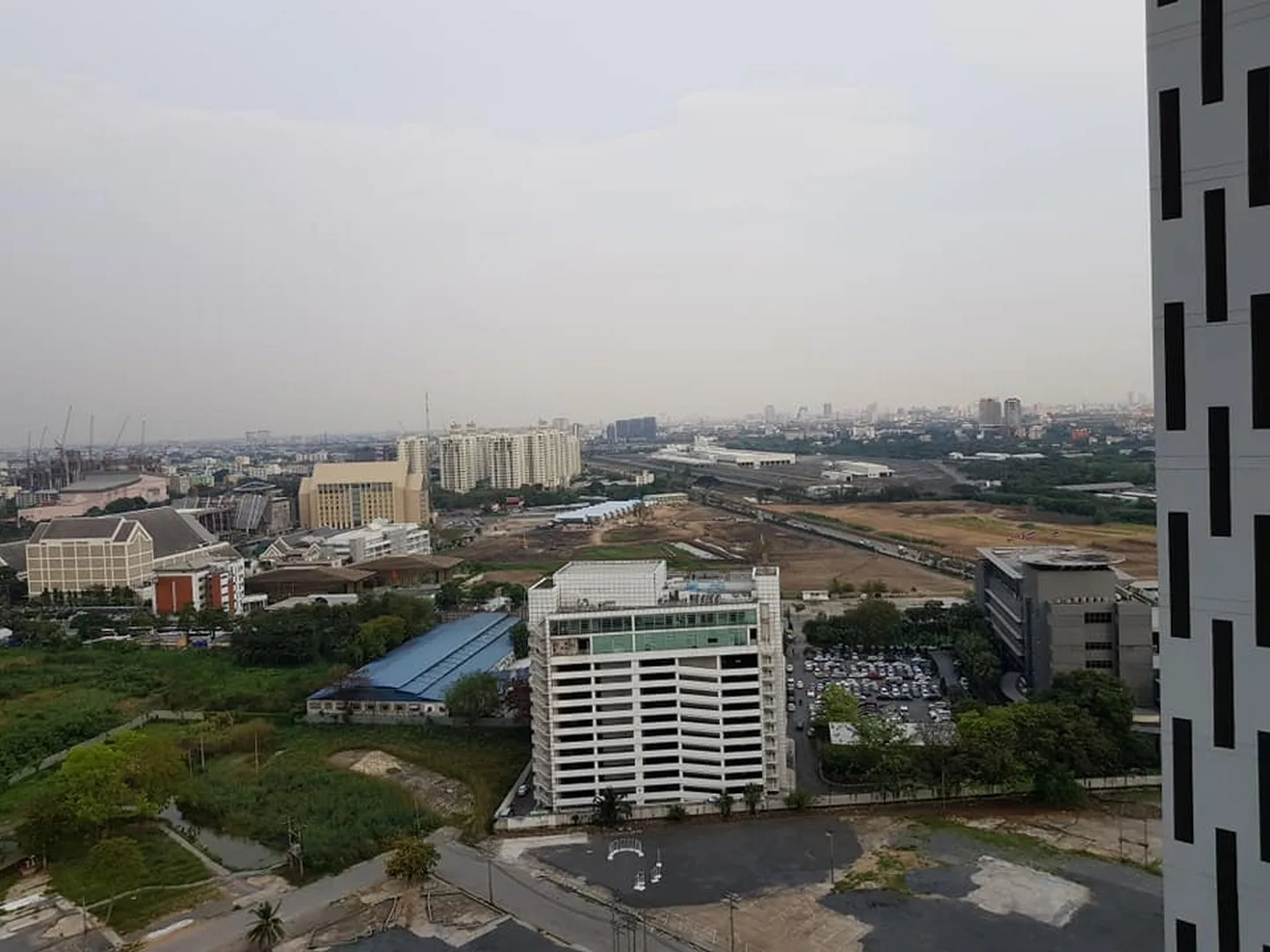 Noble Revolve Ratchada — photo 7